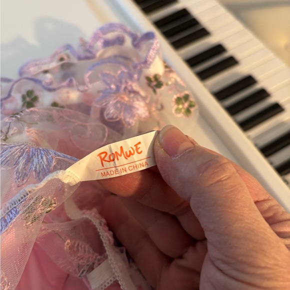ROMWE Pink Floral Sheer Bralette - Picture 11 of 16